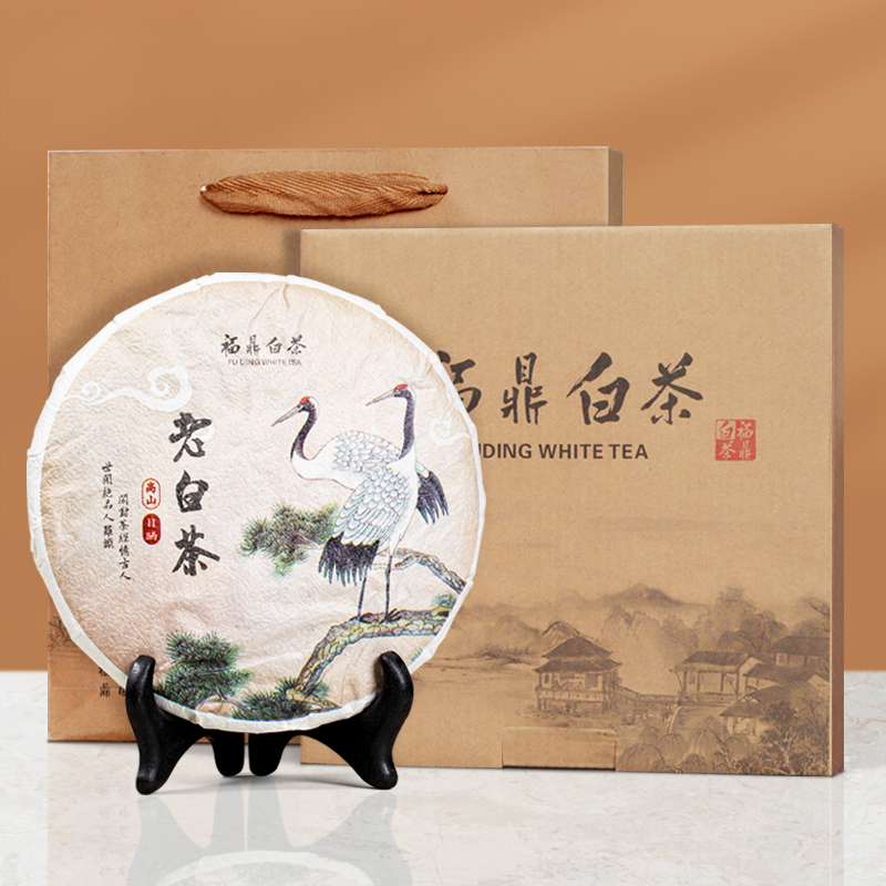 博馨飞鹤白茶饼山水礼盒茶礼盒 （盒）