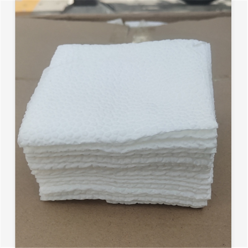 博采餐巾纸白色100*100*10mm(箱)
