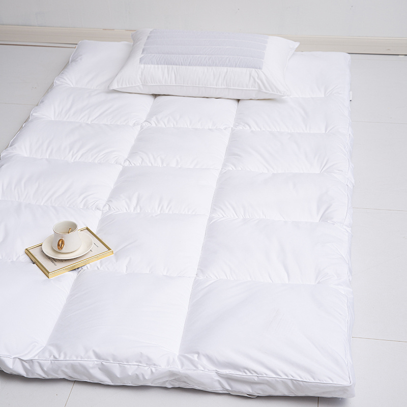 苏纺床褥200*120cm,1.2床,白色涤棉防羽布(条)