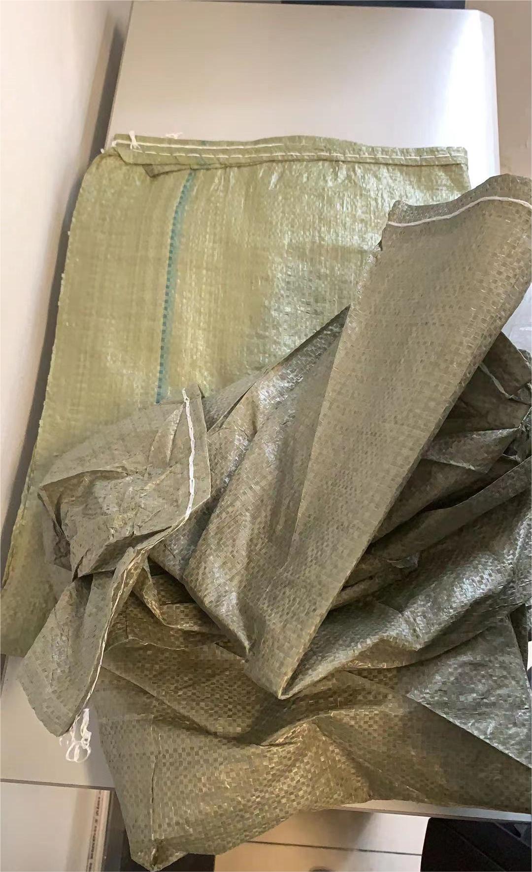 国产1.07*0.74m（±0.01m）编织袋 短边开口 灰绿色(单位：个)