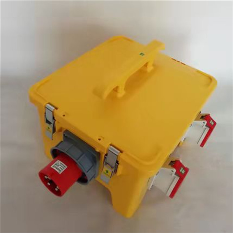 苏山电气移动式防水插座箱1806/1807航空插头（1个220V进+2个5孔面板+1个航插，1漏3控）（个）